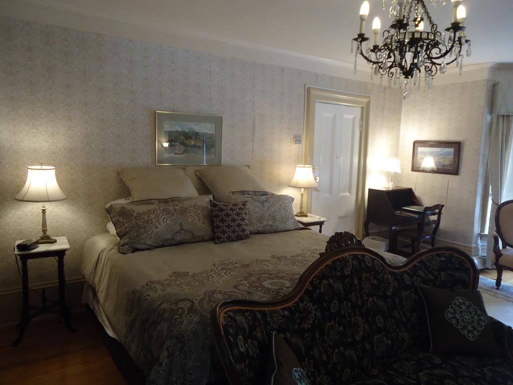 Governor'S Mansion Inn Miramichi Exterior foto