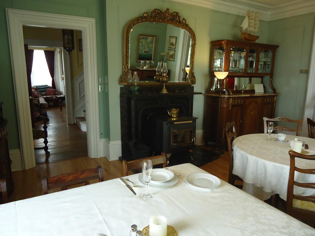Governor'S Mansion Inn Miramichi Exterior foto