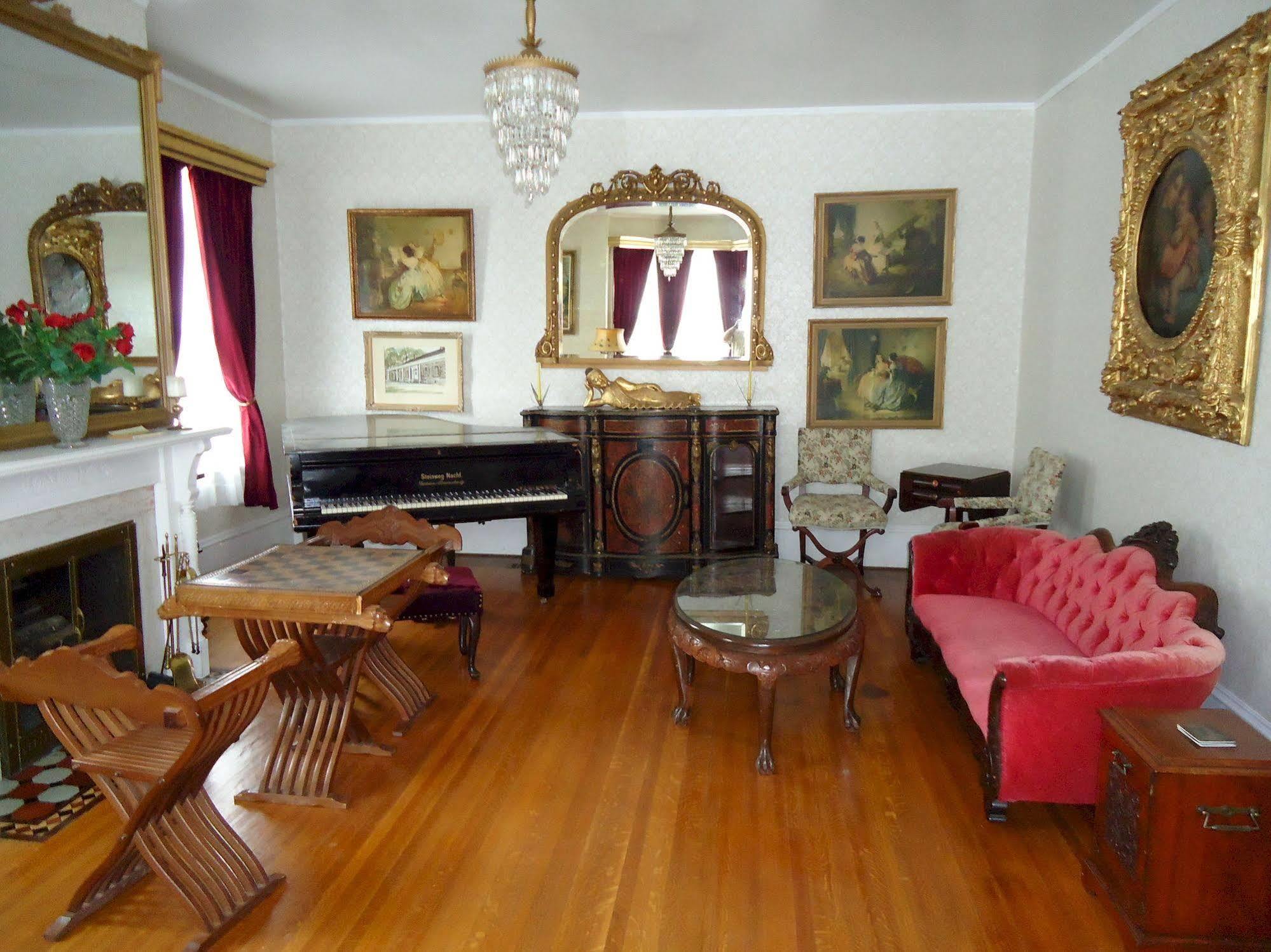 Governor'S Mansion Inn Miramichi Exterior foto